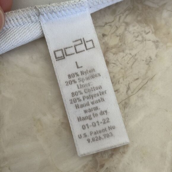 GC2B Non-Binary Oasis Print Limited Edition Tank Binder - Picture 6 of 9